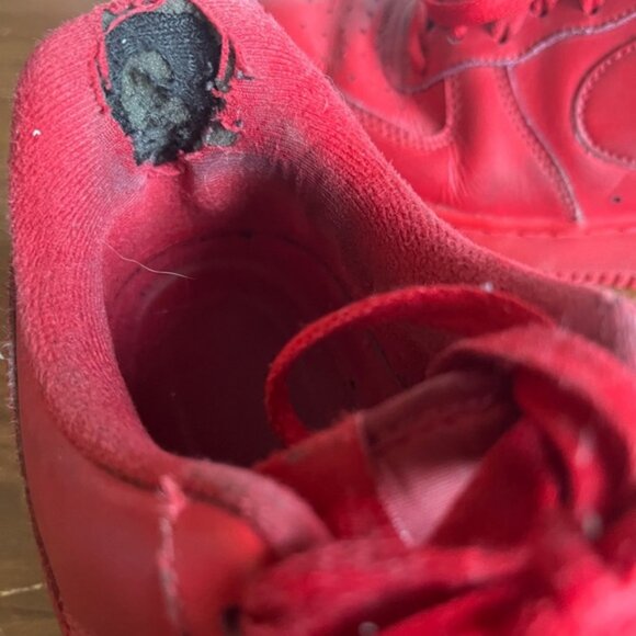 Nike AF1 LV8 Triple Red Retro CW6999-600 Size 7 - Picture 4 of 9